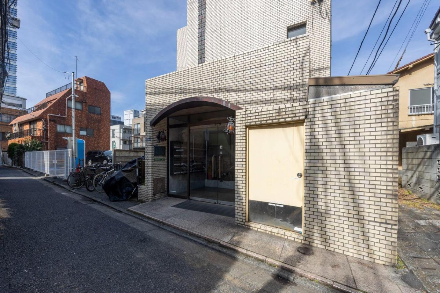 Apartamento Sunpalace Nishi-shinjuku